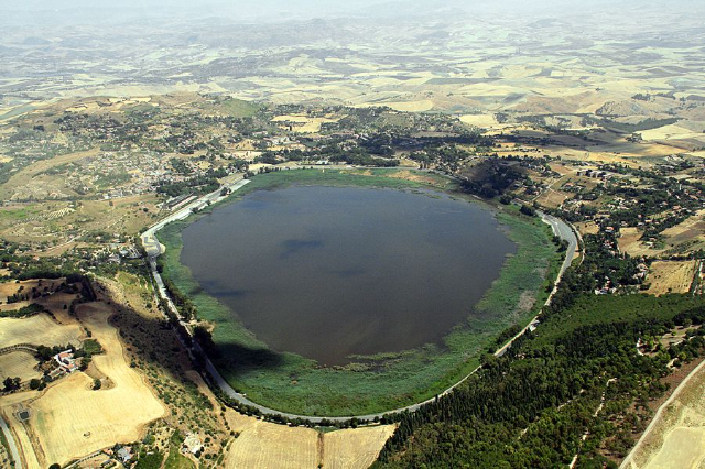 Lago di Pergusa — Lago di Pergusa