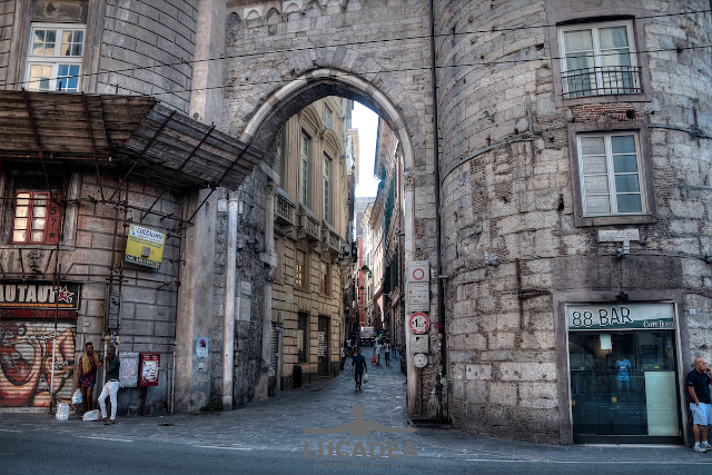 Il carro spettrale di Porta dei Vacca - Genova | Secret World Trip Planner
