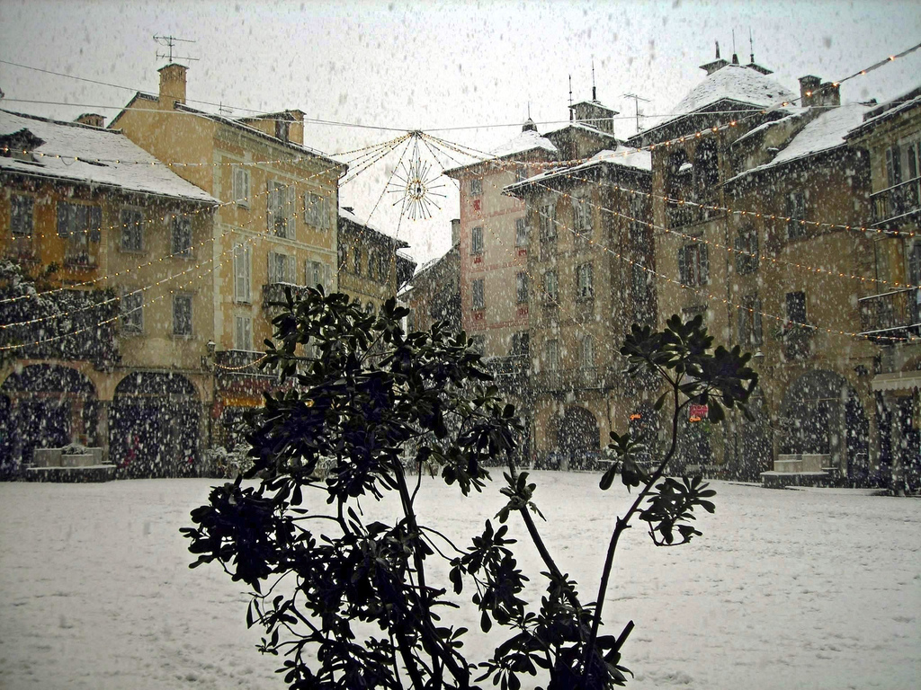 Площа Старий Ринок - Domodossola | Secret World Trip Planner