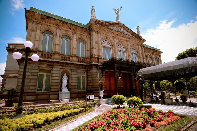 Teatro Nacional di San Jose - San Jose | Secret World Trip Planner