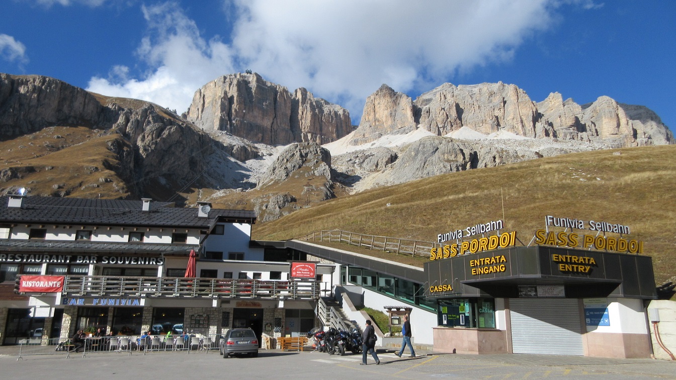 Pase de Pordoi - Passo Pordoi | Secret World Trip Planner