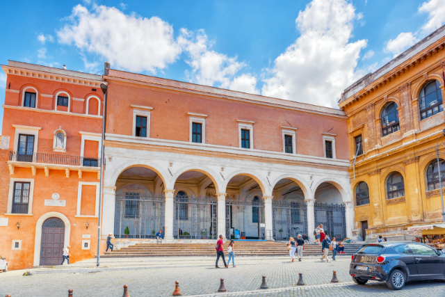 Basilica di San Pietro in Vincoli - Roma | Secret World Trip Planner