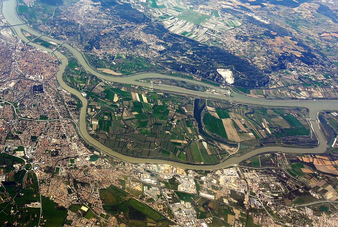 L'île de la Barthelasse, la plus grande île fluviale de France — Avignon
