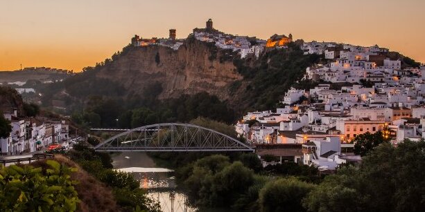 Espagne | Arcos de la Frontera : une ville de falaise près de Cadix — Arcos de la Frontera