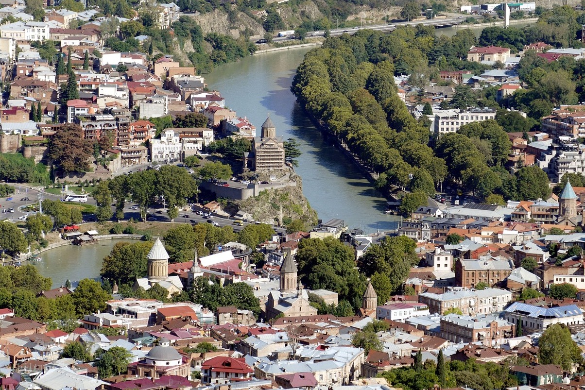 Metekhi est un quartier historique de Tbilissi, en Géorgie - T'bilisi | Secret World Trip Planner