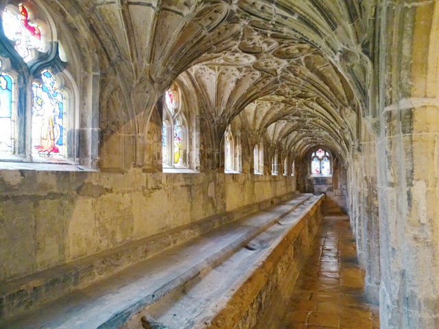 Lavatorium at Glouchester Cathedral - 12 College Grn | Secret World Trip Planner