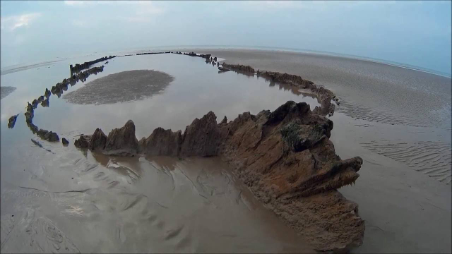 Das Schiffswrack von Amsterdam — Rock-a-Nore Rd