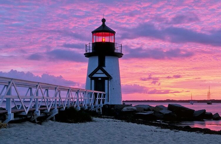 Nantucket's iconic Brant Point Light — Nantucket