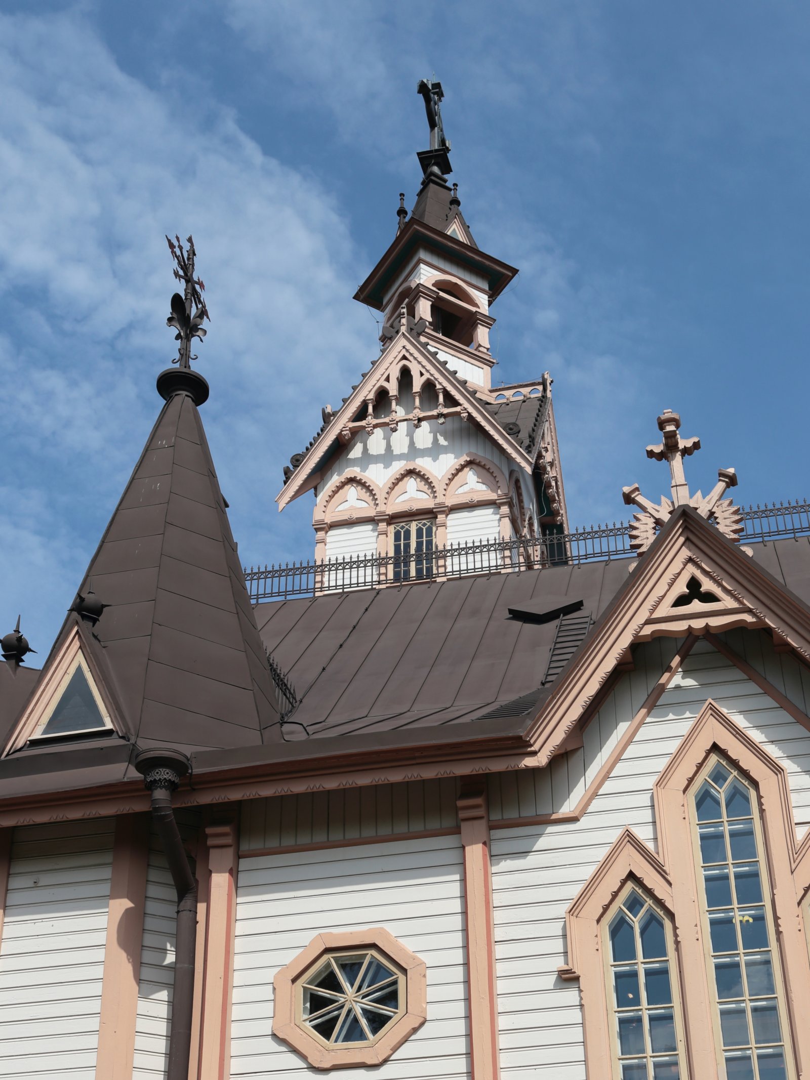 ÉGLISE ÉVANGÉLIQUE LUTHÉRIENNE KAJAANI - Kajaani | Secret World Trip Planner