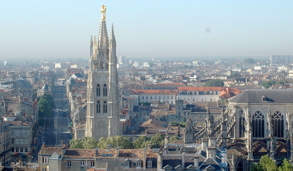 The Tour Pey-Berland in Bordeaux — Bordeaux