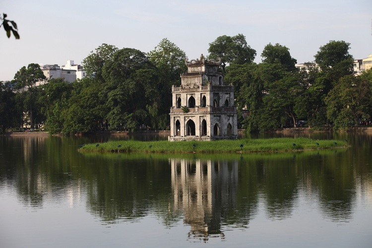Hoan Kiem e la spada restituita - Hoàn Ki?m | Secret World Trip Planner