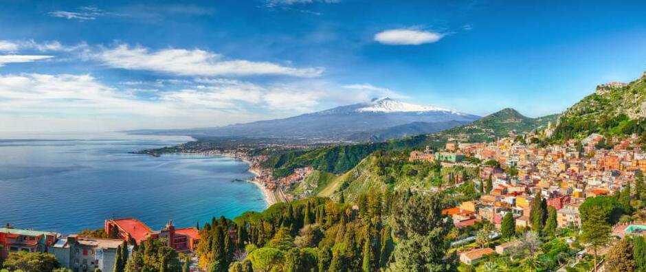 Taormina, un joyau plein de lumière et de couleurs — Taormina