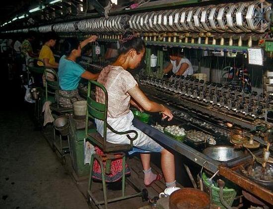 Chine | Usine de soie de Suzhou — Suzhou Shi