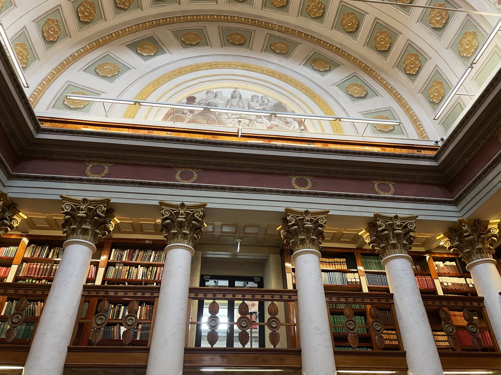 La Bibliothèque nationale de Finlande - Helsinki | Secret World Trip Planner