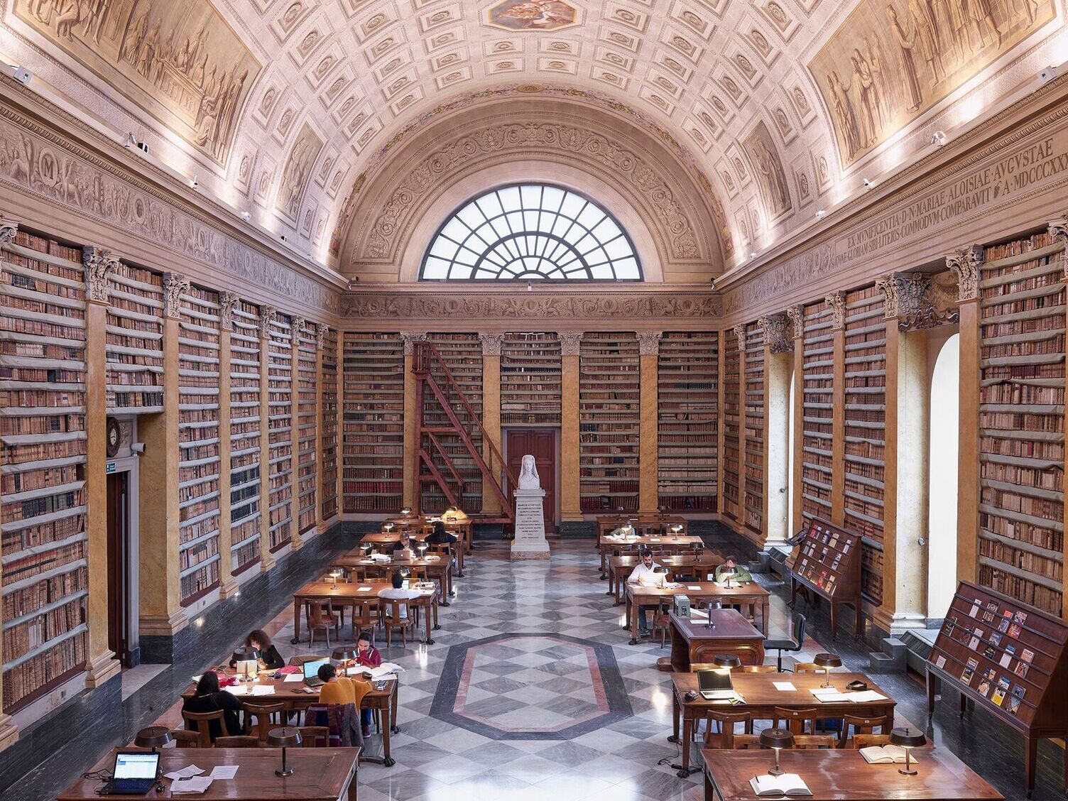 Biblioteca Palatina di Parma - Parma | Secret World Trip Planner