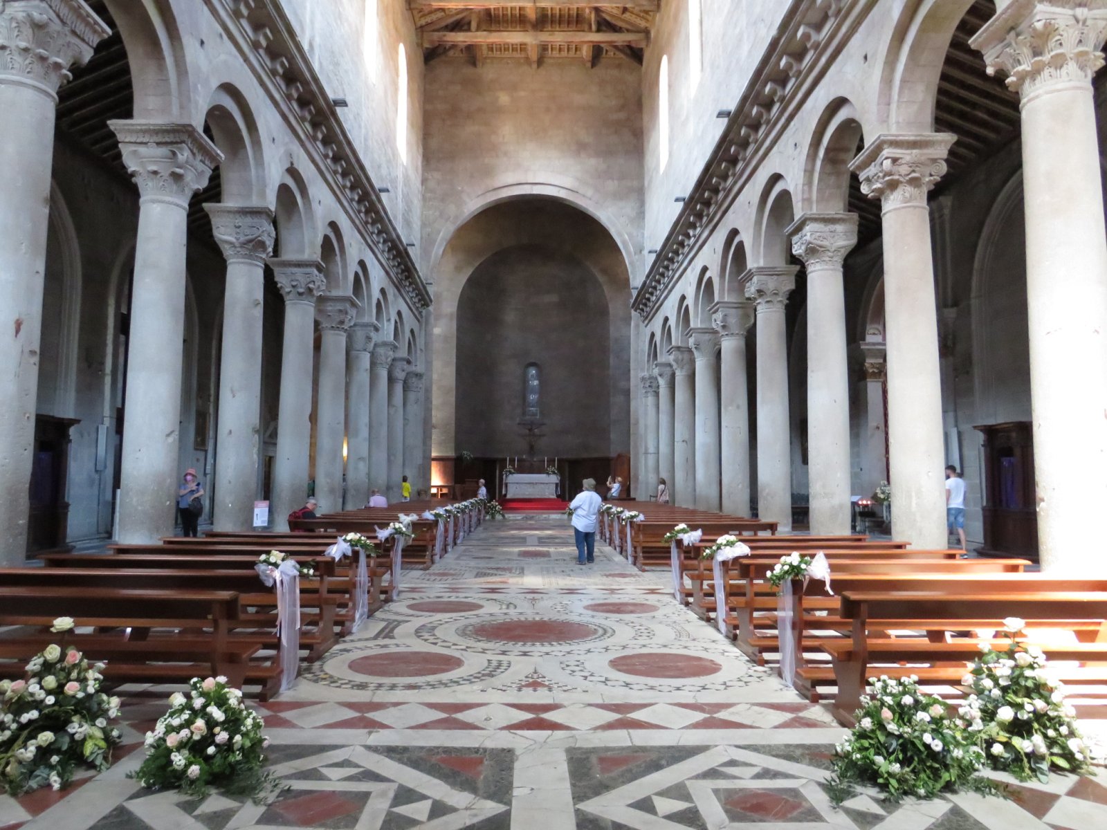 Viterbo / Katedralen i San Lorenzo - Viterbo | Secret World Trip Planner