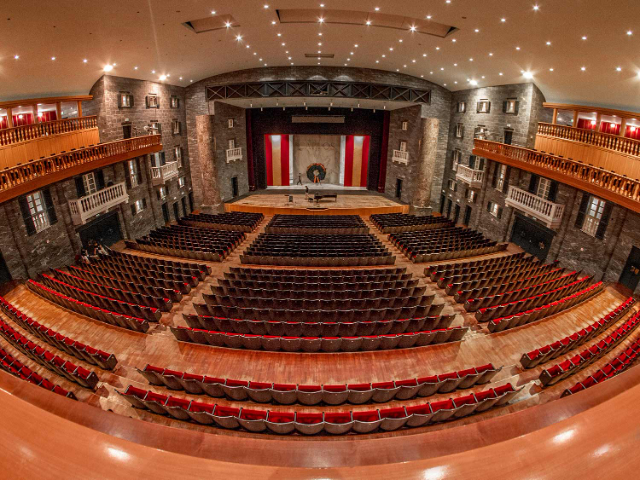 Teatro ng Carlo Felice - Genova | Secret World Trip Planner