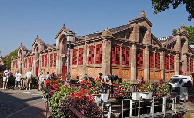 Der überdachte Markt von Colmar - Ein Geschmack des Elsass unter Eisen und Glas - Colmar | Secret World Trip Planner