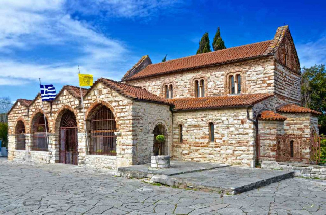 Die Kirche der Agia Theodora - Arta | Secret World Trip Planner