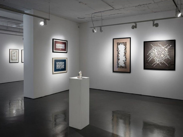 Galerie d'art abstrait : Une rencontre vivante entre l'âme et la toile - Riyadh | Secret World Trip Planner