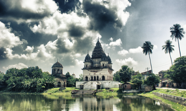 Le complexe du temple de Puthia - Puthia | Secret World Trip Planner