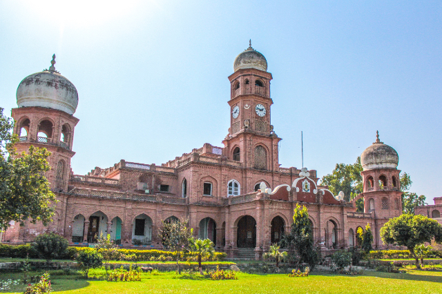 Lycée Sadiq Dane, - bhabhrana | Secret World Trip Planner