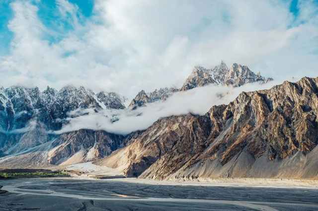 Les sommets de la cathédrale du Passu - Hunza Nagar | Secret World Trip Planner