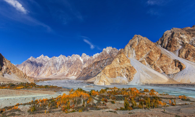 Les sommets de la cathédrale du Passu - Hunza Nagar | Secret World Trip Planner
