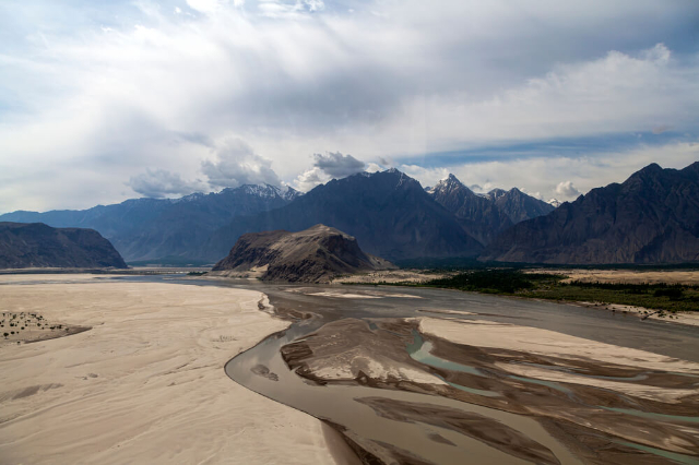 Il deserto freddo di Katpana - Skardu | Secret World Trip Planner