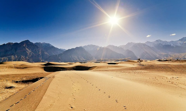 Il deserto freddo di Katpana - Skardu | Secret World Trip Planner