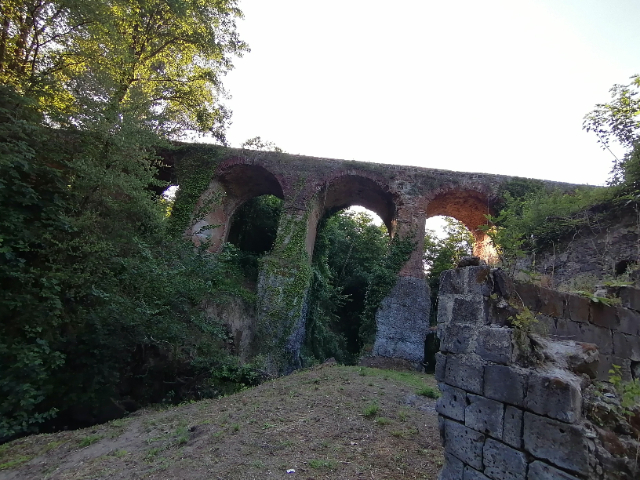 Le pont Ronaco ou Aurunci - Sessa Aurunca | Secret World Trip Planner