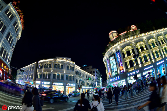 Bâtiments à arcades sur la route de Zhongshan - Xia Men Shi | Secret World Trip Planner