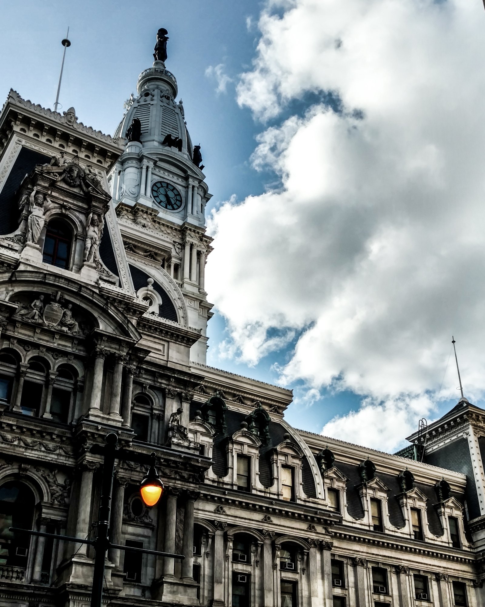 Horloge de l'hôtel de ville de Philadelphie - Philadelphia | Secret World Trip Planner
