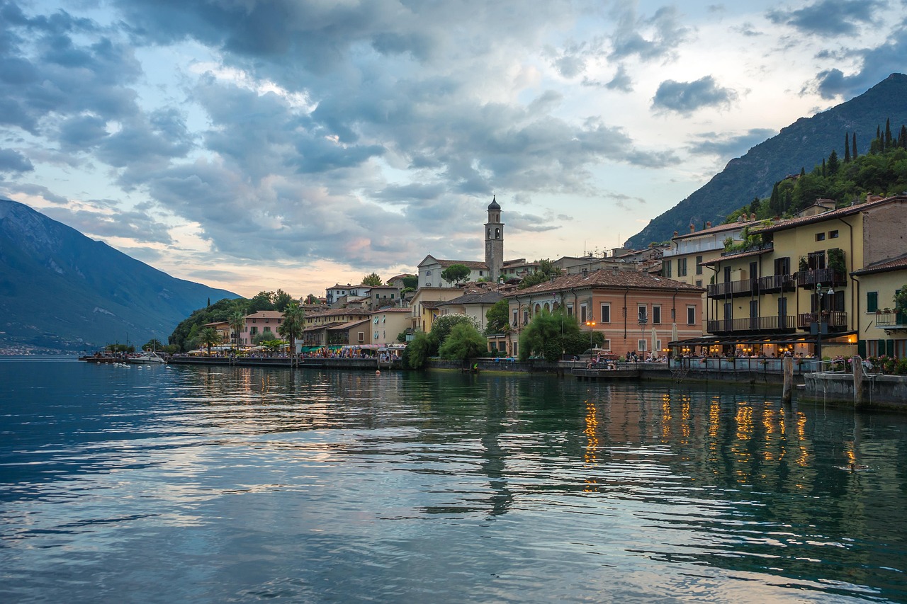 Gardasee | Gardasee und die Riviera degli Ulivi - Garda | Secret World Trip Planner