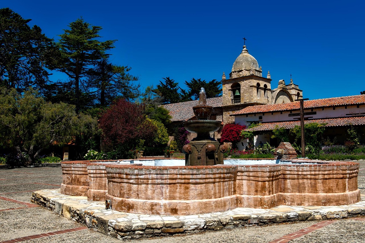 American Beauties | Carmel-by-the-Sea - Carmel-by-the-Sea | Secret World Trip Planner
