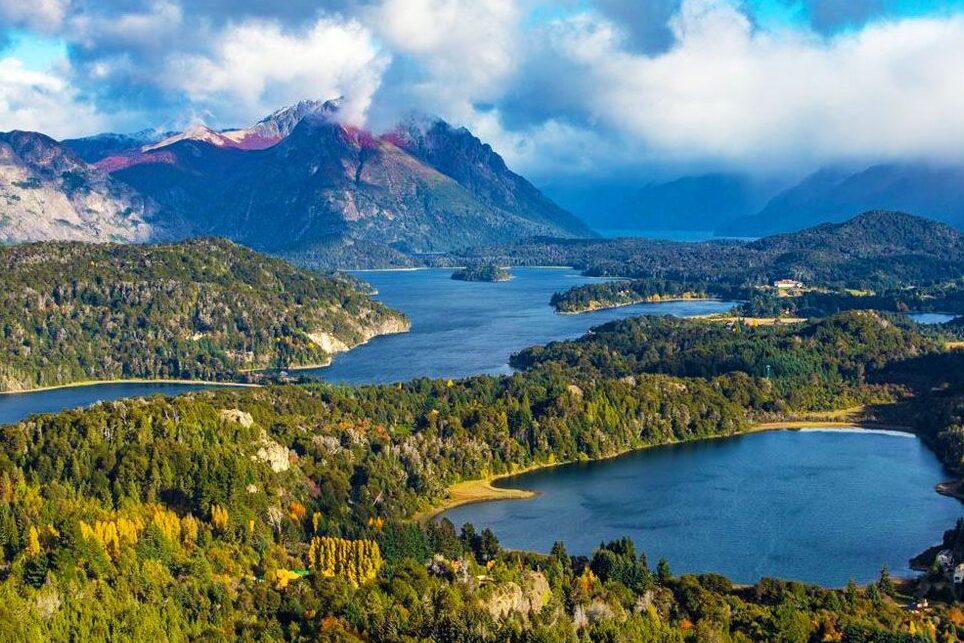 San Carlos de Bariloche the Saint Moritz of Argentina. — San Carlos de Bariloche