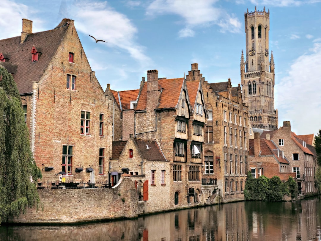 Brugesla, la capitale de la Flandre occidentale - Bruges | Secret World Trip Planner