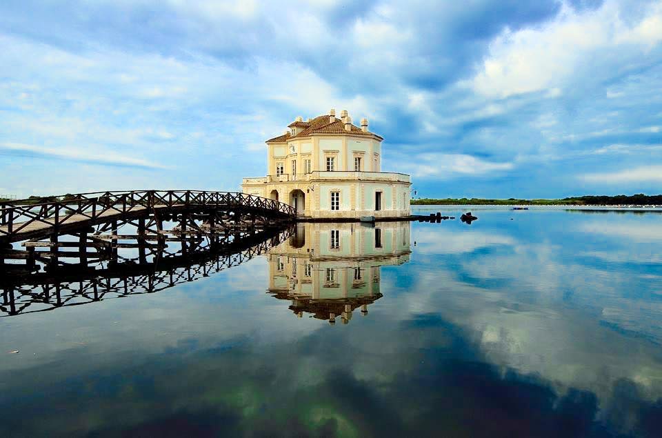 Fusaro parkeko ROYAL CASINA - Bacoli | Secret World Trip Planner