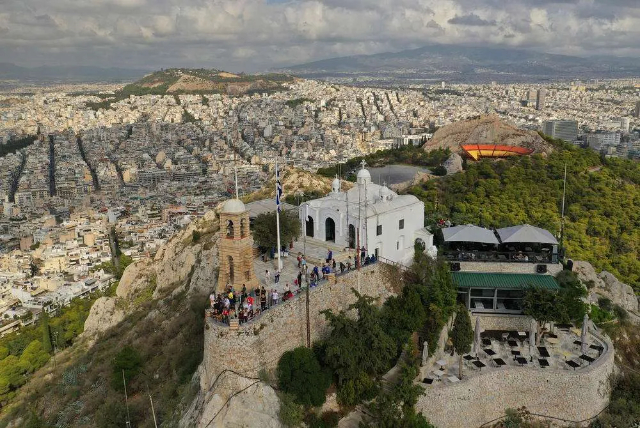 Lycabettus Funicular - Athina | Secret World Trip Planner