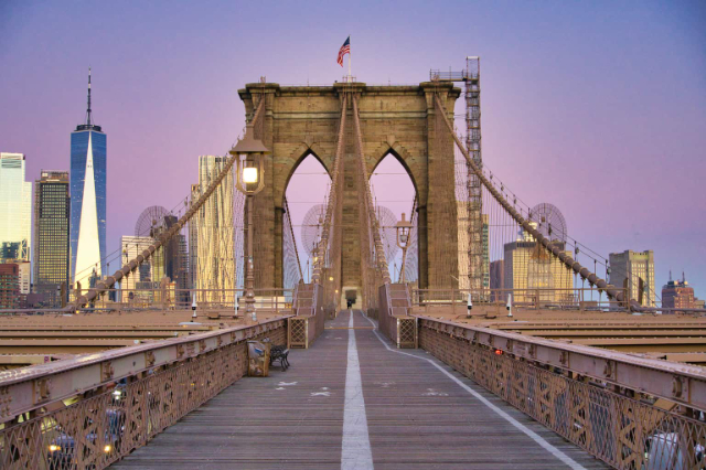 Pedaling your way across the iconic Brooklyn Bridge - New York | Secret World Trip Planner