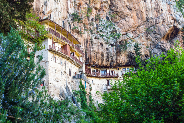 Monastery of Timios Prodromos at Stemnitsa - Moni Agiou Ioannou Prodromou | Secret World Trip Planner