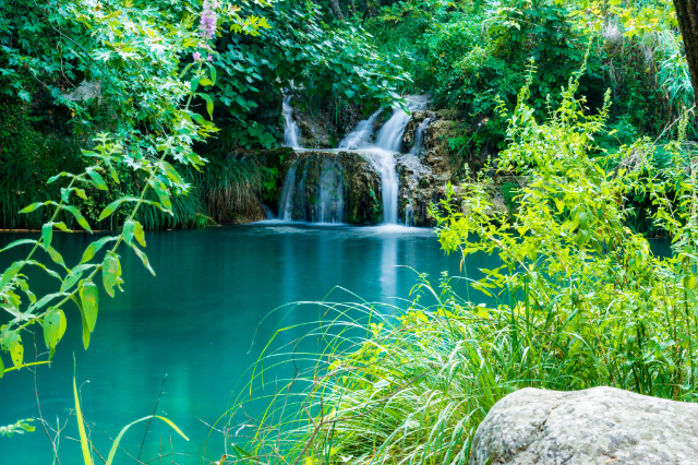 Polylimnio Waterfalls - Μονοπάτι Πολυλίμνιο | Secret World Trip Planner