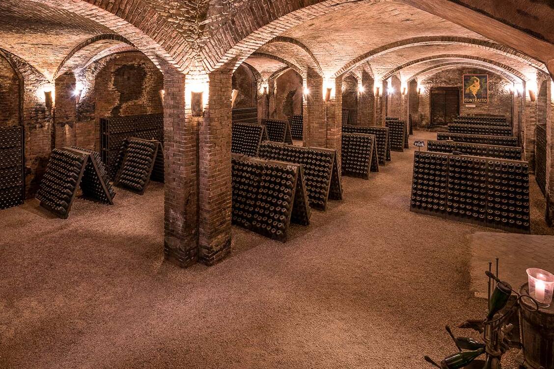 Historic Wineries Contract - Canelli | Secret World Trip Planner