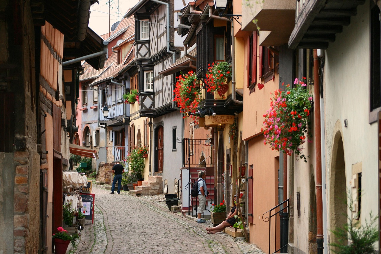Eguisheim | Le berceau de la viticulture en Alsace - Eguisheim | Secret World Trip Planner