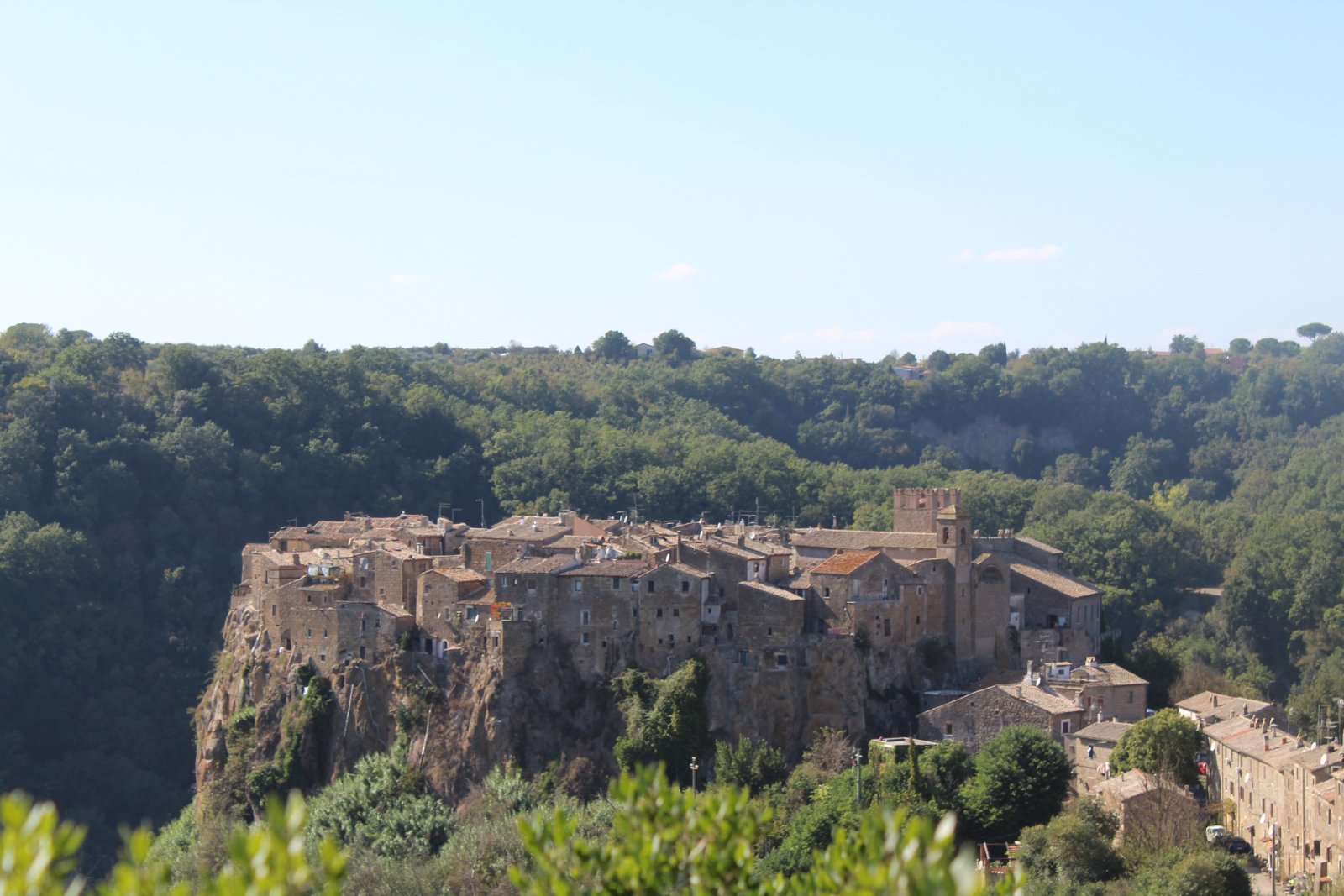 カルカタの村 - Calcata Vecchia | Secret World Trip Planner