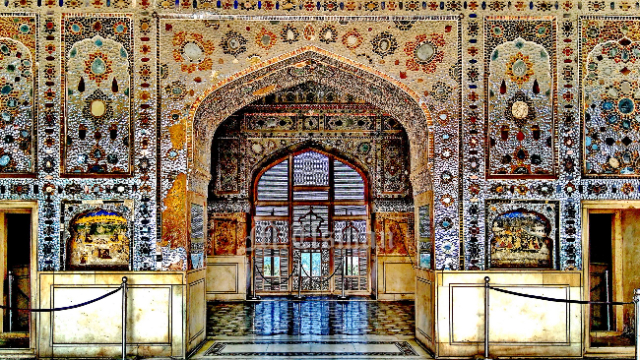 Sheesh Mahal : Le palais des miroirs - Patiala | Secret World Trip Planner