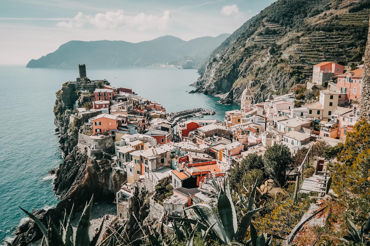 Riomaggiore et ses maisons colorées - Riomaggiore | Secret World Trip Planner