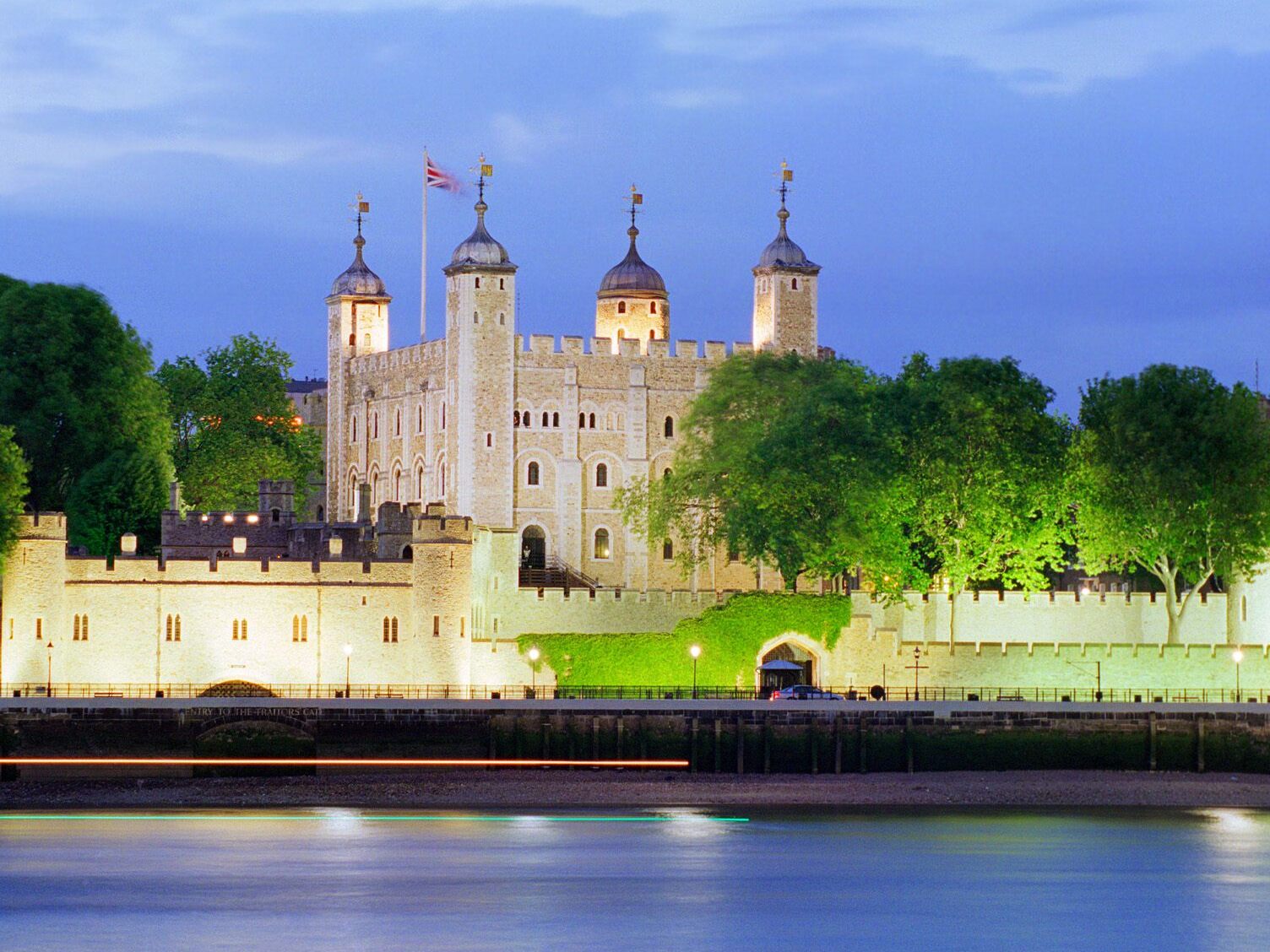 Hvítaturni í London - St Katharine's & Wapping | Secret World Trip Planner