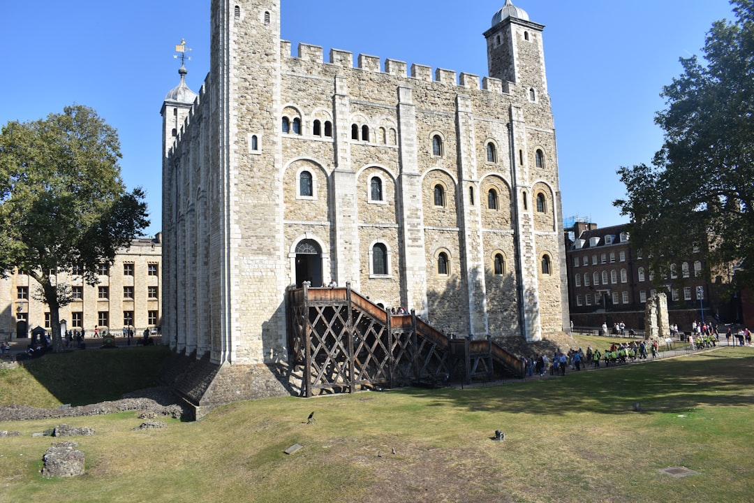 Hvítaturni í London - St Katharine's & Wapping | Secret World Trip Planner
