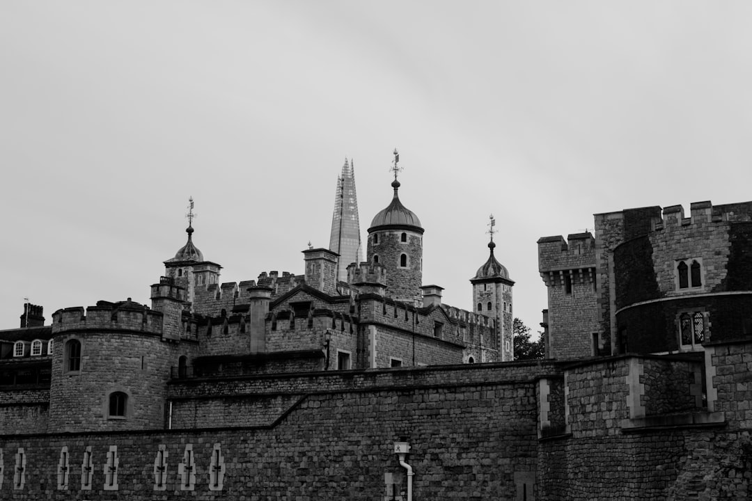 Hvítaturni í London - St Katharine's & Wapping | Secret World Trip Planner